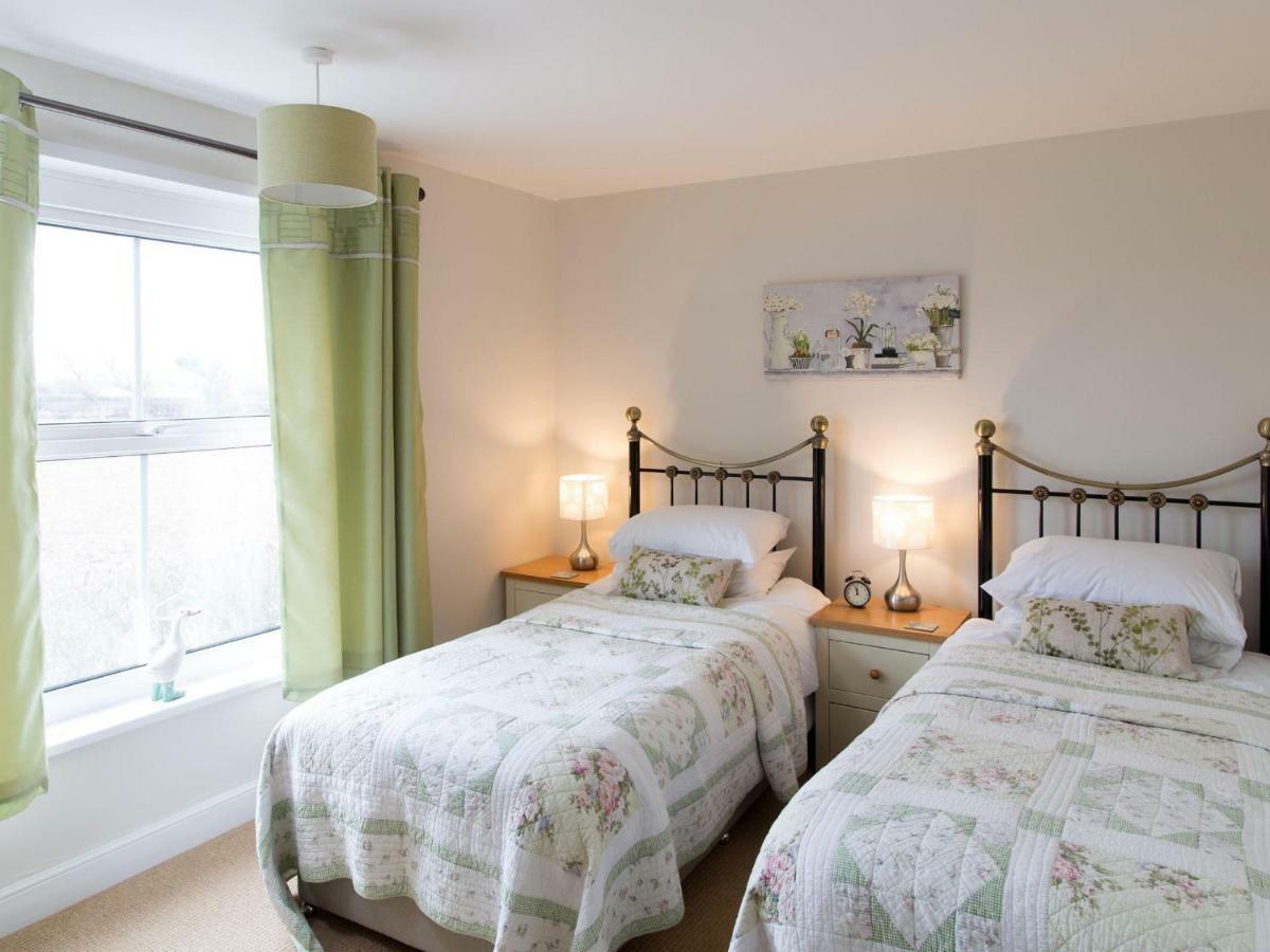 Dairy Barns Holiday Cottages Норвіч Екстер'єр фото